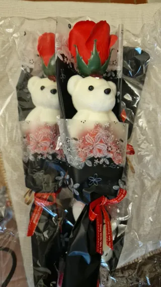 Pak de 3 Ositos San Valentín con Rosa.