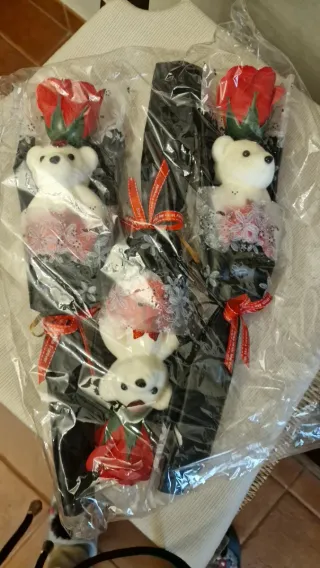 Pak de 3 Ositos San Valentín con Rosa.