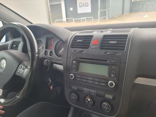 VOLKSWAGEN Golf 3.2 R32 4motion DSG