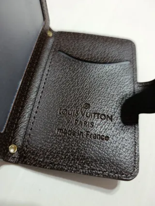 Tarjetero Louis Vuitton Marrón y Dorado