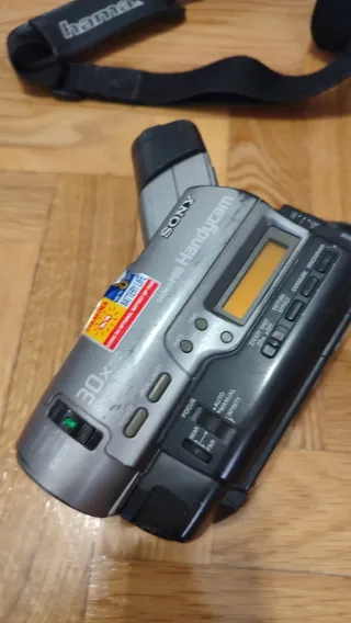 Cámara video Sony con funda y cargador bateria