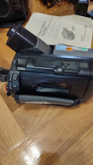 Cámara video Sony con funda y cargador bateria