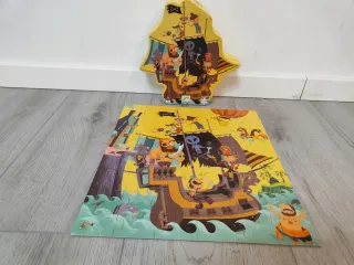 Lote Puzzles Detective Espacia y puzzle piratas