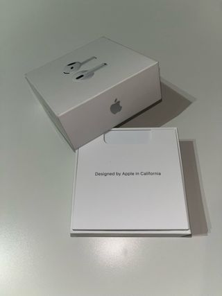 Airpods 4 estuche USB-C nuevos