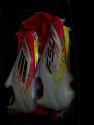 Botas Fútbol F50 Plus Talla 41, precio negociable