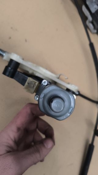 Elevalunas eléctrico delantero izq Seat León III