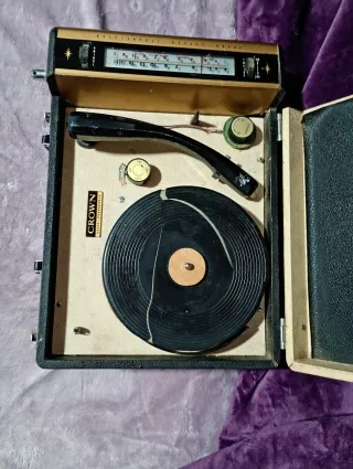 Tocadiscos portátil CROWN TRP-20