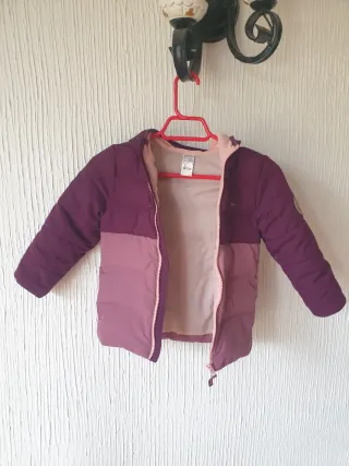 Chaqueta Quechua tipo plumifero