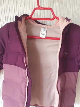 Chaqueta Quechua tipo plumifero