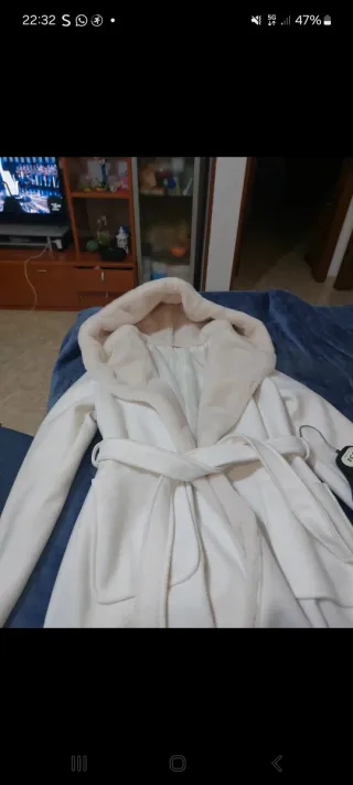 Cappotto con pelliccia bianco