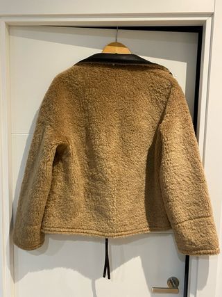 Chaqueta borreguito Zara Talla S