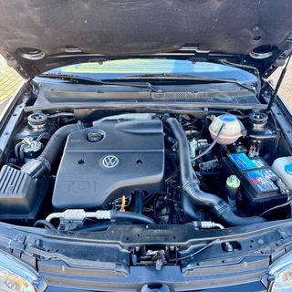 VOLKSWAGEN GOLF CABRIO TDI