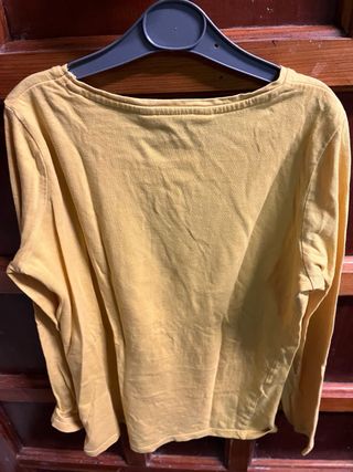 Camiseta amarilla Mango