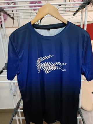 Camiseta deportiva Lacoste degradado azul