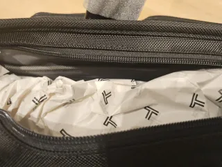 Maletín TUMI Alpha 3 Compact Laptop Nuevo