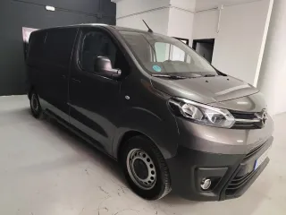 Toyota Proace 2024
