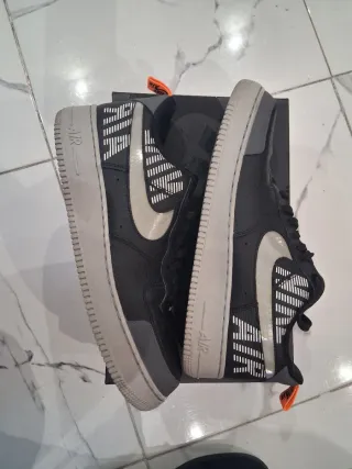 Botas Nike Air Force 1 Negras y Grises