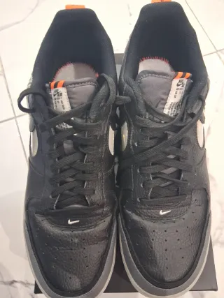 Botas Nike Air Force 1 Negras y Grises