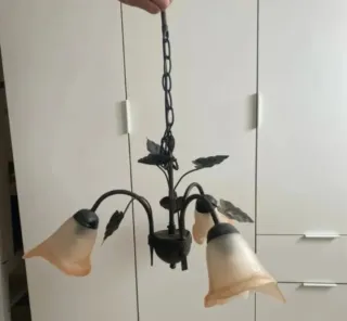 Lámpara de forja con tulipas