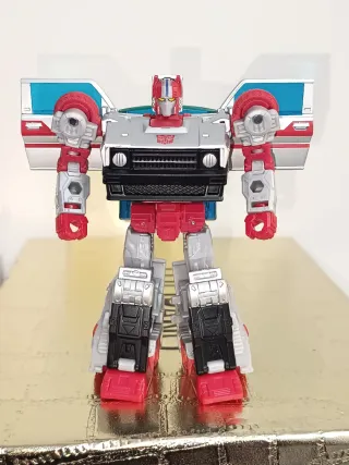 Transformers Autobot Crosscut Deluxe Class