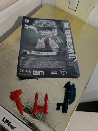 Transformers Autobot Crosscut Deluxe Class