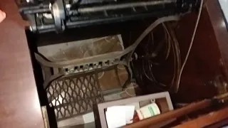 Máquina de coser Singer antigua