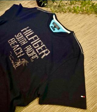 OFERTA. 3 productos de tommy hilfiger y lacoste  M