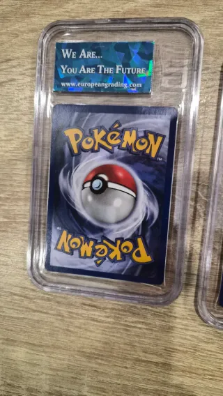 Cartas Pokémon iniciales Base Set Español grade 8