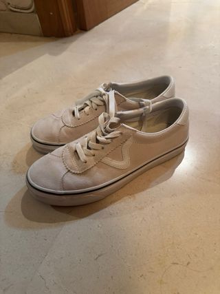 Vans color crema