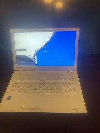 Portátil Toshiba Satellite i3 Blanco
