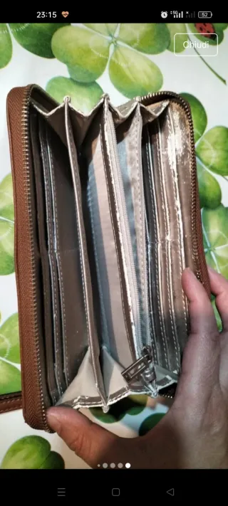 Portafoglio Guess donna marrone