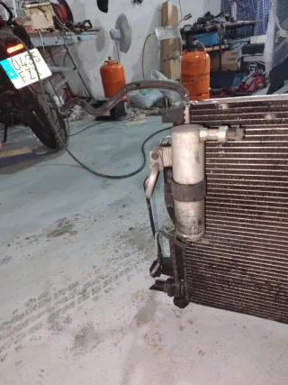 Radiador Nissan con ventilador