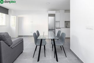 Piso en venta en San Francisco Javier en Granada