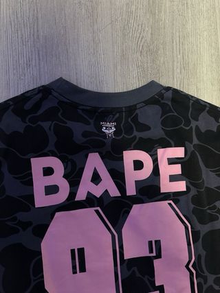 BAPE Miami Camiseta Negra Rosa