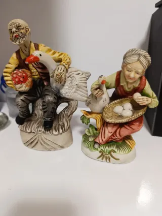 Figuritas de porcelana de pareja de ancianos