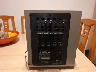 DENON subwoofer autoamplicable woofer 10 pulgadas