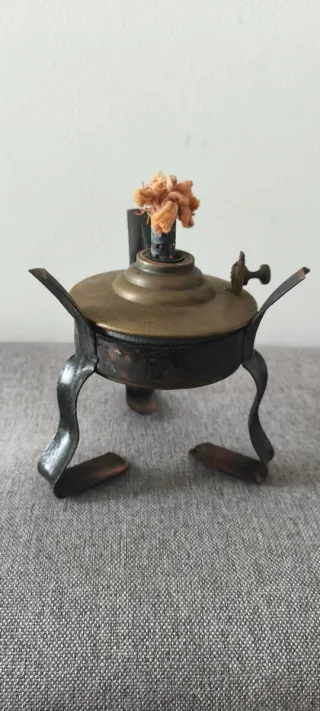 Antiguo infiernillo portátil