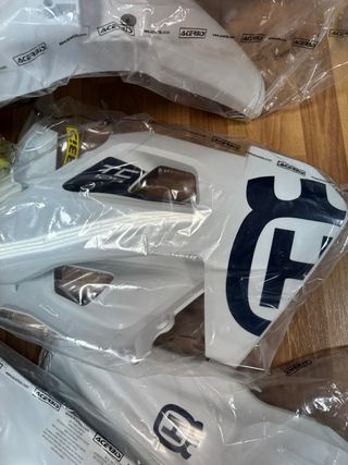 Kit Plásticos Original Husqvarna