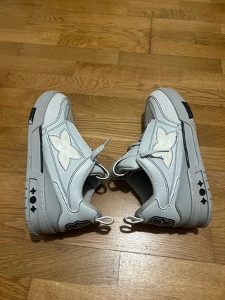 Louis Vuitton LV Skates Blancas/Grises