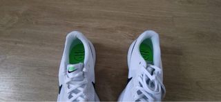 Zapatillas Nike Blancas y Verdes
