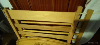 Cuna de madera con ositos