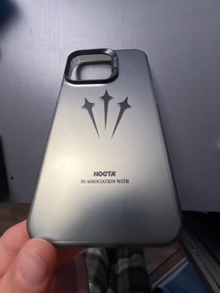 Funda NOCTA iPhone 13 Pro