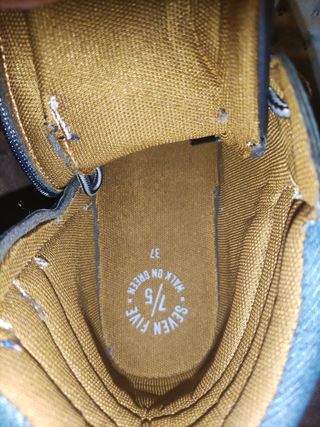 Botas niño talla 37