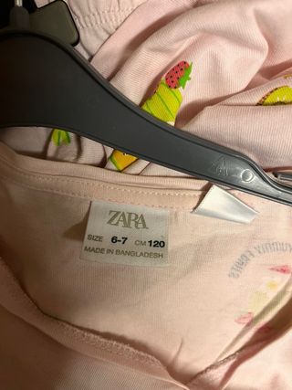 Pijama Zara frutas rosa