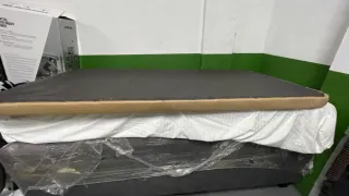 Cama individual metálica blanca con somier