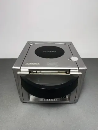 Nintendo GameCube Silver DOL-001 Giapponese boxata
