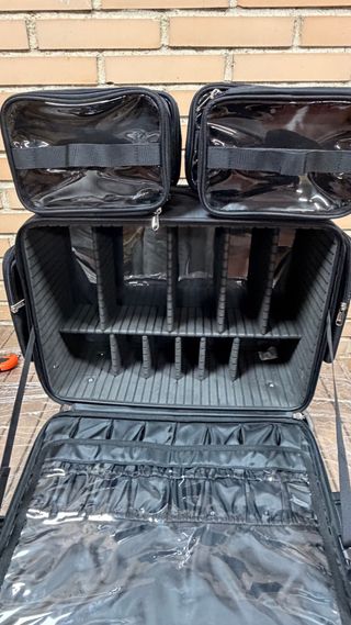 Maletín de belleza con ruedas y organizadores