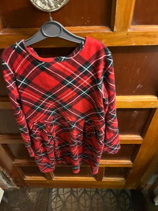 Vestido de cuadros rojo