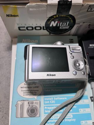 Nikon COOLPIX P1 fotocamera digitale