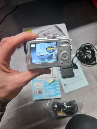 Nikon COOLPIX P1 fotocamera digitale